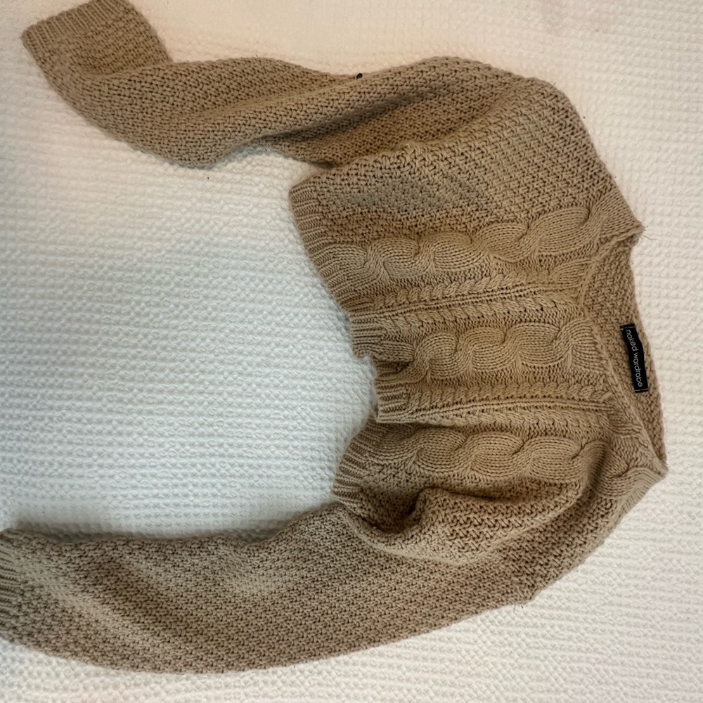 NAKED WARDROBE CROPPED KNIT TOP